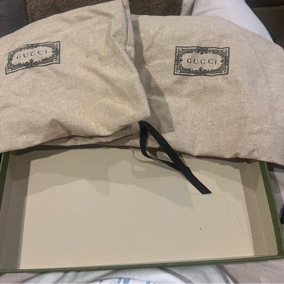 Black Gucci gently used espadrilles size 40(10) - Picture 5 of 13